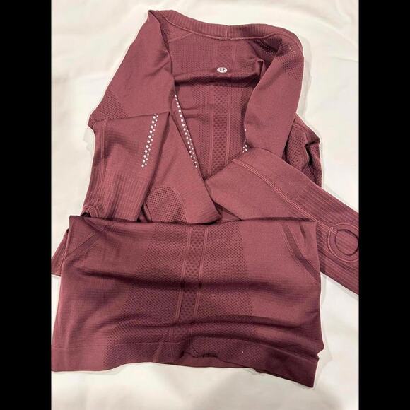 Lululemon Swiftly Tech Long-Sleeve Crew Reflective Breathable Running Shirt Sz 2 - Picture 12 of 14